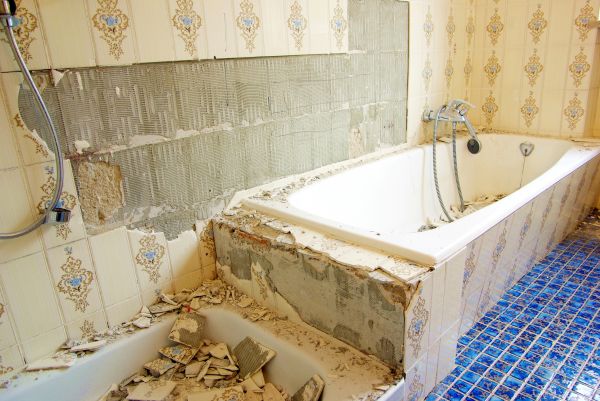 Bathtub Demolition in Allen